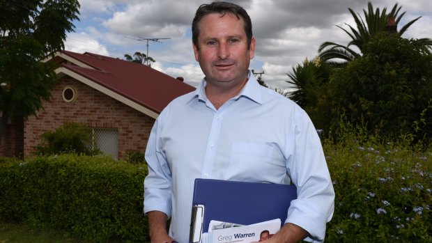 Labor's candidate, Greg Warren, is a former soldier turned business manager.
