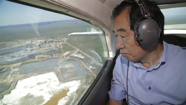 Former Japanese Prime Minister Naoto Kan views the Ranger uranium mine from the air. 
