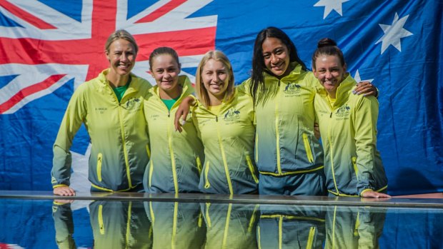Australian Fed Cup captain Alicia Molik has backed Sam Stosur to return for their showdown against the Netherlands.  