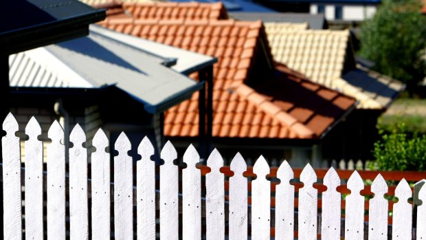 Tenants who misbehave will be evicted after a six-month lease under a proposed shake-up to WA's public housing leases. 