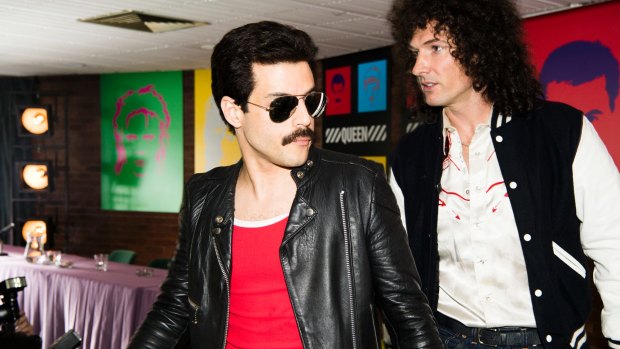 Rami Malek (Freddie Mercury) and Gwilym Lee (Brian May) in 