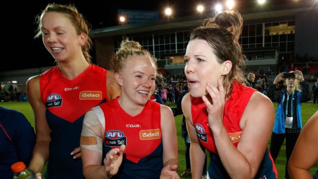 A successful North Melbourne-Tasmania bid would see AFLW teams play in the Apple Isle in 2019.