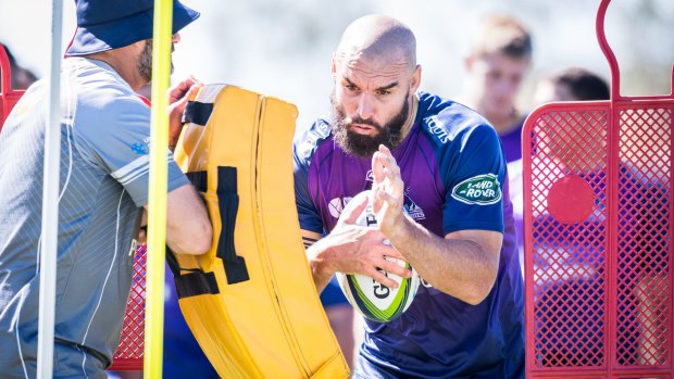 Scott Fardy trains in the build-up to the Brumbies' 2017 season opener.