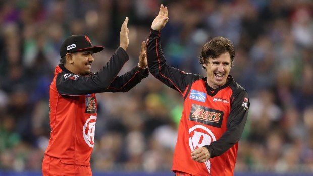 Brad Hogg of the Renegades shone in the wet conditions.