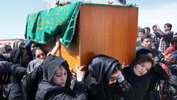 Women carry the coffin of 27-year-old Farkhunda during her funeral in Kabul.
