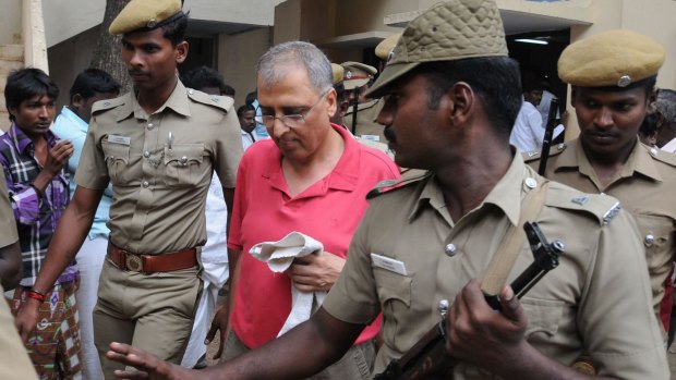 Disgraced art dealer Subhash Chandra Kapoor being brought to the Ariyalur court in 2014. 
