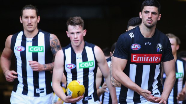 Scott Pendlebury (right) expects his Magpies to play finals in 2017.