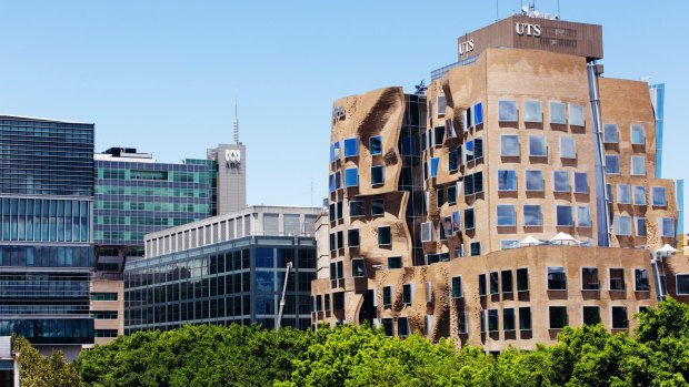 The Frank Gehry-designed Dr Chau Chak Wing of the UTS provides truly inspiring spaces for staff and students and it connects with the vibrant creative precinct around the campus.