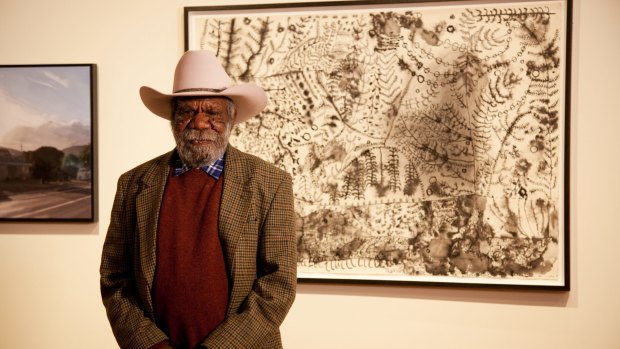 Peter Mungkuri with his winning artwork Ngura Wiru.