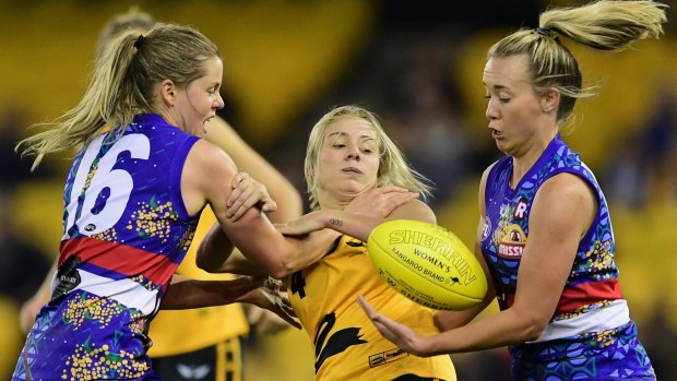 Women's exhibition match between Western Bulldogs and Western Australia.