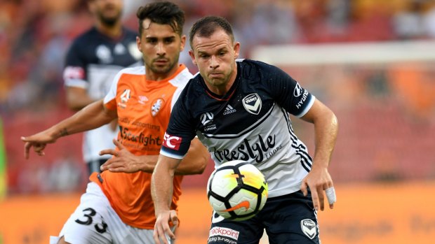 Full focus: Victory's Leigh Broxham in action against the Roar during the round 11 clash at Suncorp Stadium in Brisbane.