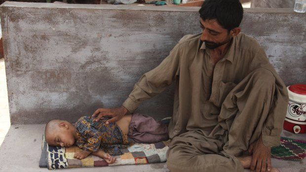 Dehydration: extreme heat in mid-2015 killed at least 800 people in Pakistan.