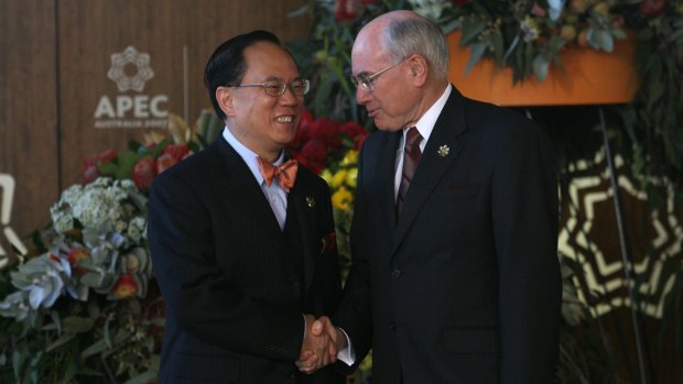 Prime Minister John  Howard meeting with chief executive of Hong Kong Donald Tsang at Sydney's APEC forum in 2007. 