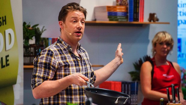 Jamie Oliver cooking in the Woolworths Fresh Food Dome 