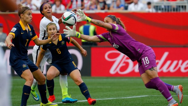 Melissa Barbieri (right) in action during the 2015 women's World Cup.