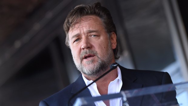 Actor Russell Crowe was not happy that his children could not take their hoverboards on a flight.
