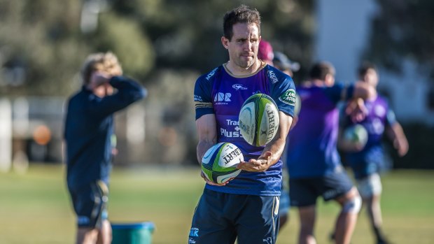 The Brumbies have re-signed  Andrew Smith for another season.