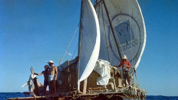The raft La Balsa, pictured on its 1970 expedition. 
