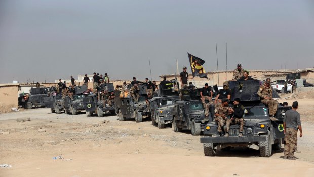 A column of Iraqi counterterrorism forces.