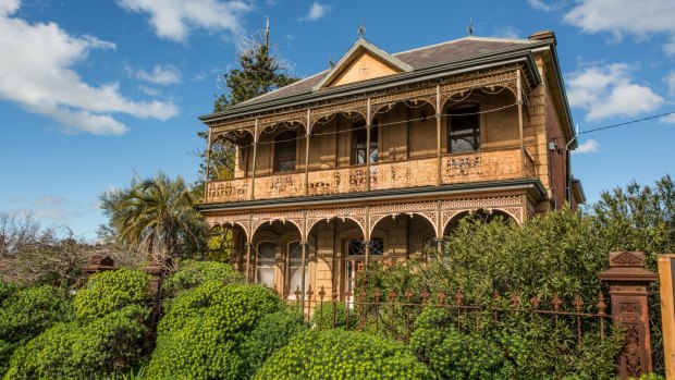 Historic homes abound in Inglewood.