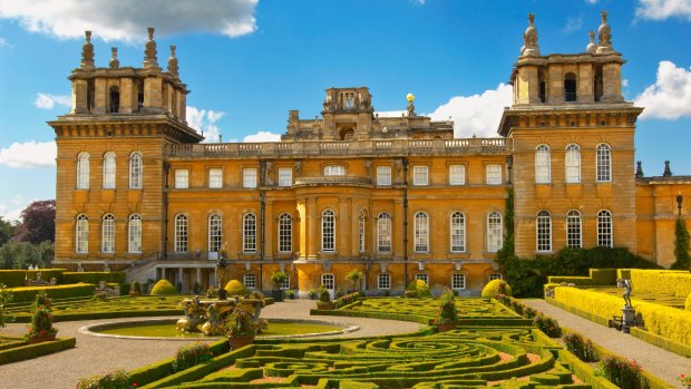 Blenheim Palace with topiary maize.
