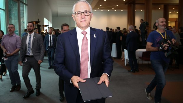 Prime Minister Malcolm Turnbull says while IBM were largely to blame for the census debacle, the ABS "should have supervised the contract better". 