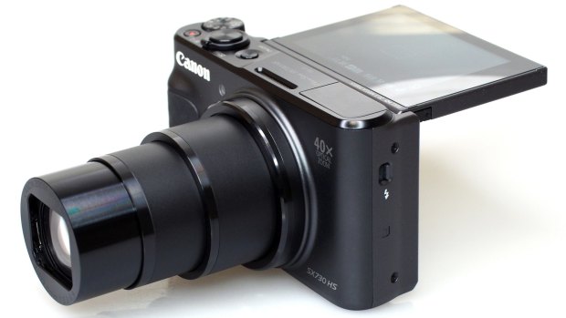 Canon PowerShot SX730 HS is small, but packs a punch.