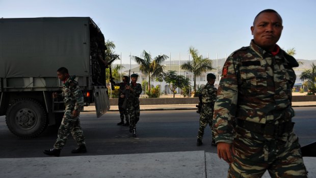 East Timorese soldiers in front of the Palacio do Governo in Dili.