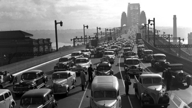 Traffic on the Sydney Harbour Bridge, 1948. 