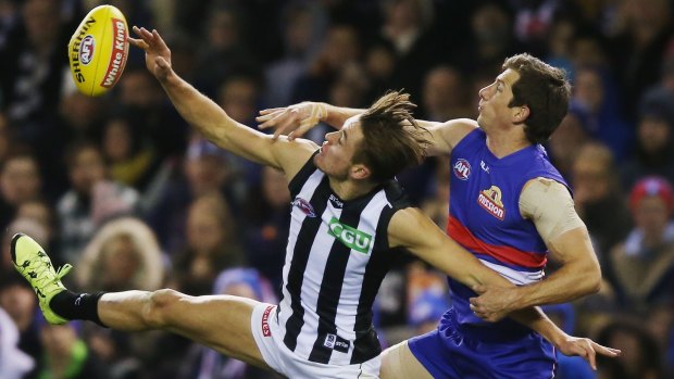 Collingwood has backed the Bulldogs' bid for the two clubs to play each other at the start of each season.