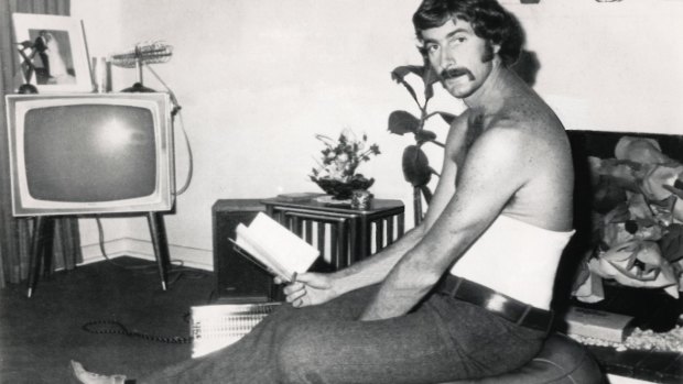Lillee after he damaged his back.