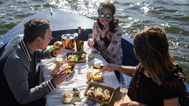 GoBoat Canberra will offer electric picnic boat hire on Lake Burley Griffin from late 2017.