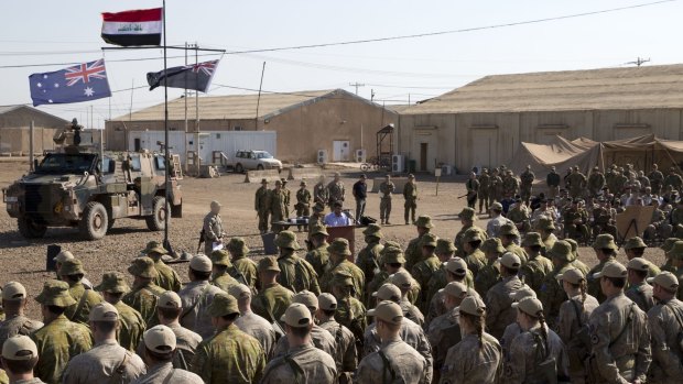 Australian and New Zealand personnel at the Taji Military Complex, Iraq.  