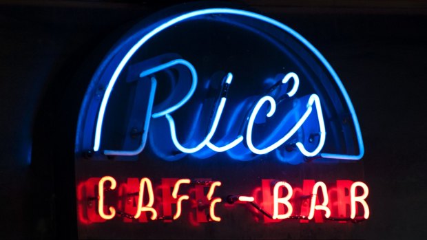 In Brisbane, venues such as The Zoo and Ric’s Cafe Bar welcome the artists.