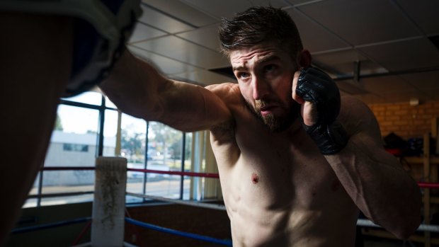 Canberra MMA fighter Duke Didier will fight for the urban fight night light heavyweight championship. 
