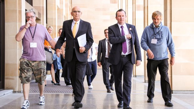 Attorney General John Quigley and Premier Mark McGowan (centre) announced the bill on Wednesday. 