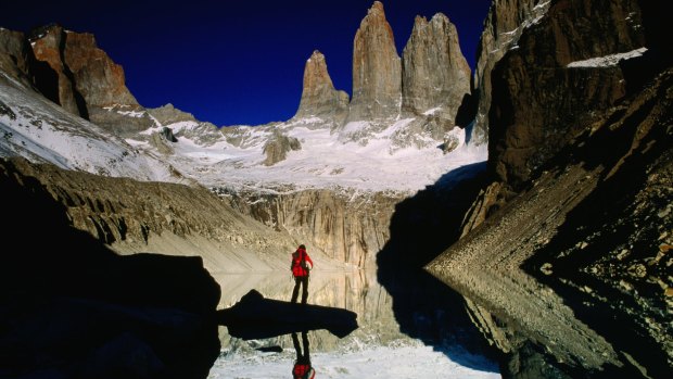 Paine Circuit trekking route, Torres del Paine National Park, Patagonia, Chile.