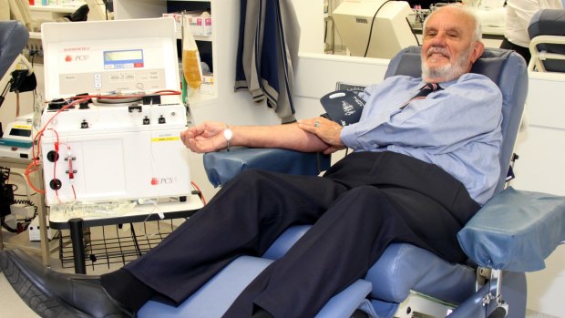 James Harrison making one of his 1100 blood plasma donations to create the anti-D vaccine.
