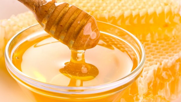 Manuka honey has special antibacterial properties.
