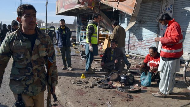The suicide attack on a polio vaccination centre in southwestern Pakistan killed at least 15 people and wounded many, officials said.