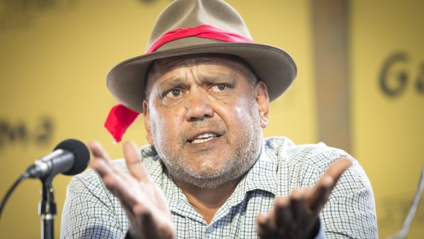 Noel Pearson has fired back at criticism from federal MP Warren Entsch.