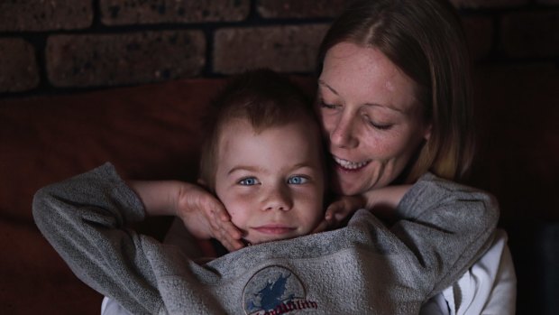 Oshin with his mother, Angela Kiszko. 