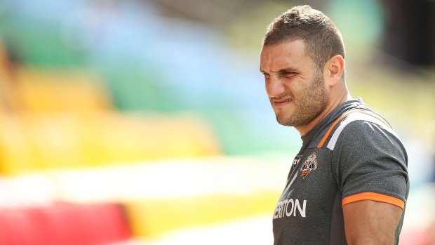 Robbie Farah has been told he'll be playing reserve grade in 2016 if he can't find a new club.