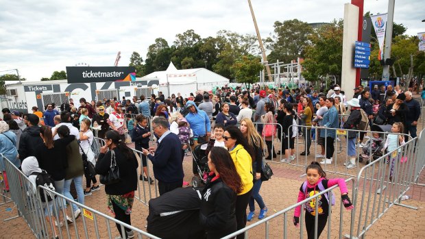The long entry queues for the Easter Show on its last day last year.