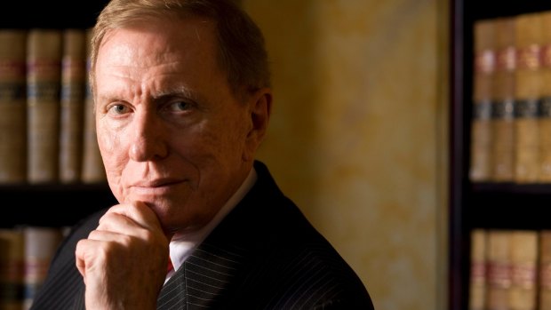 Former High Court judge Michael Kirby has criticised the Coalition's same-sex marriage plebiscite plan. 