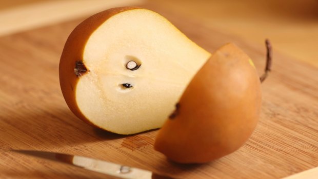 An increased consumption of pears has been linked with weight loss. 