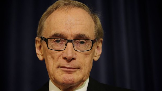 Former New South Wales premier Bob Carr says Big Australia advocates are failing to answer the questions their cause raises. 