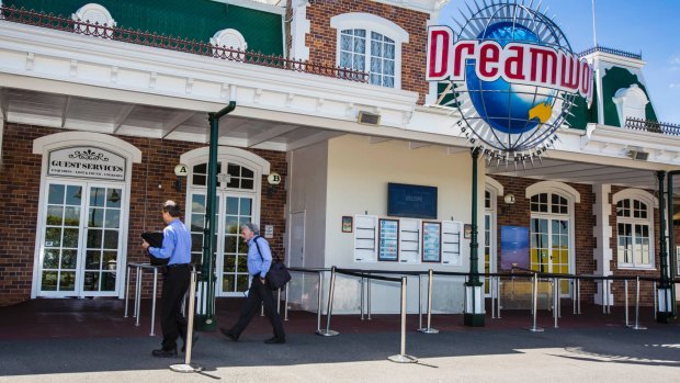 Dreamworld remains closed despite plans to reopen the park on Friday.