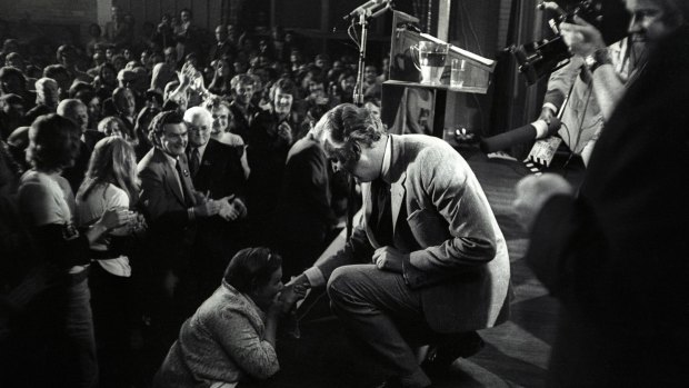 Gough Whitlam opens Labor's history-making election campaign.