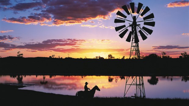Longreach sunsets are a sight to behold.